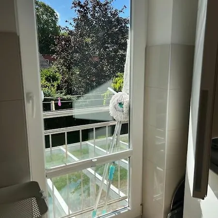 Zentral Gelegenes Haus Mit Garten Apartment Kronshagen